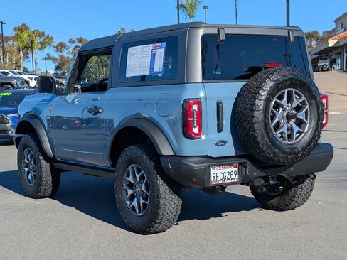 Used 2023 Ford Bronco Badlands image 12