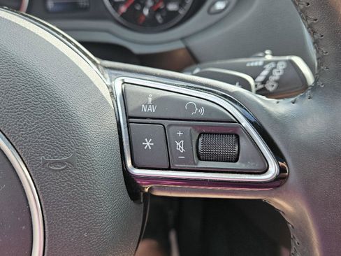 Used 2018 Audi Q3 2.0T Premium image 9