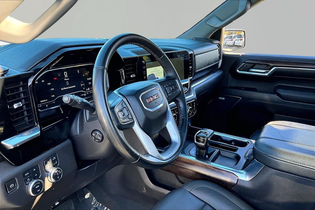 Used 2024 GMC Sierra 1500 SLT w/ SLT Premium Plus Package AWD/4WD image 12