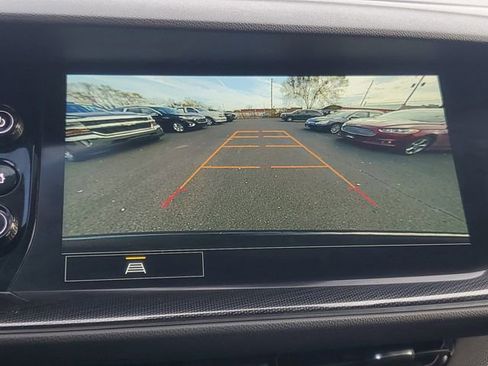 Used 2023 Buick Envision Essence image 22