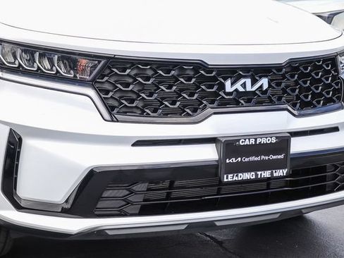 Certified 2023 Kia Sorento S w/ Panoramic Sunroof Package FWD image 11