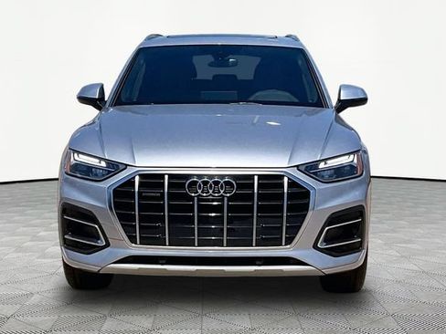 Used 2023 Audi Q5 2.0T Premium Plus w/ Premium Plus Package AWD/4WD image 3