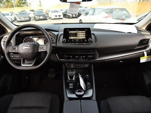 New 2026 Nissan Rogue SV image 8