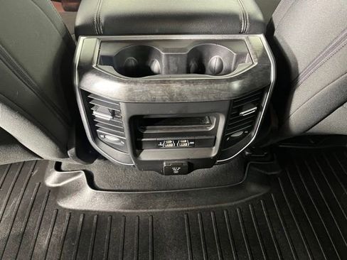 Used 2019 RAM 1500 Big Horn AWD/4WD image 37
