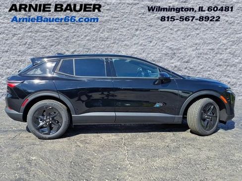 New 2026 Chevrolet Equinox EV LT image 4