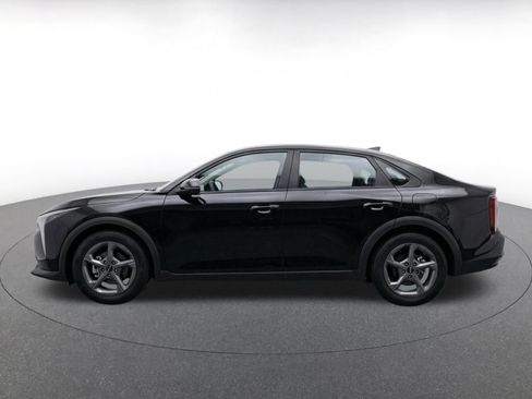 Used 2025 Kia K4 FWD image 4