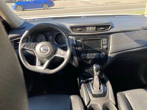Used 2019 Nissan Rogue S w/ Special Edition Package AWD/4WD image 15