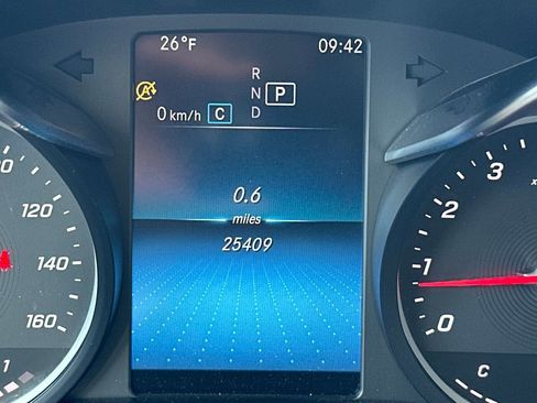 Certified 2022 Mercedes-Benz GLC 300 image 4