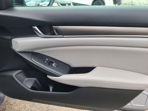 Used 2020 Honda Accord LX image 20