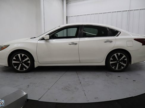 Used 2018 Nissan Altima 2.5 SR image 9
