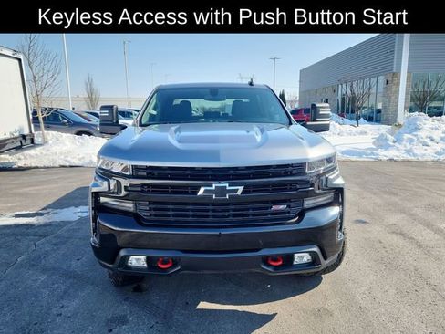 Used 2020 Chevrolet Silverado 1500 LT Trail Boss w/ Convenience Package image 2
