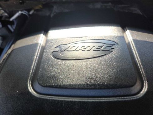 Used 2012 GMC Yukon XL SLT w/ SLT-2 Equipment Package image 12