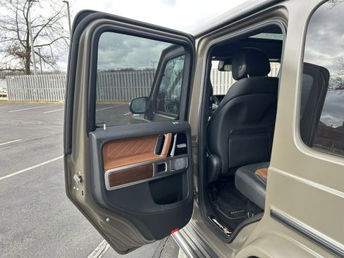 Used 2023 Mercedes-Benz G 63 AMG 4MATIC image 25