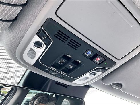 Used 2020 Honda Pilot Elite image 48