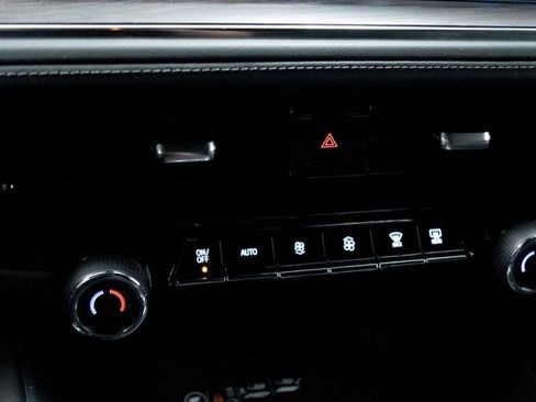 Used 2025 Chevrolet Tahoe LT image 21