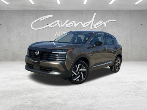 New 2026 Nissan Kicks SV image 1