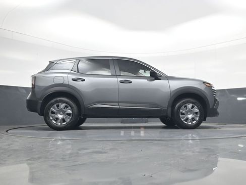 New 2026 Nissan Kicks S FWD image 21