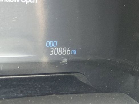 Used 2025 Toyota RAV4 XLE Premium FWD image 9