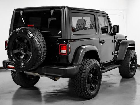 Used 2019 Jeep Wrangler Sport AWD/4WD image 9
