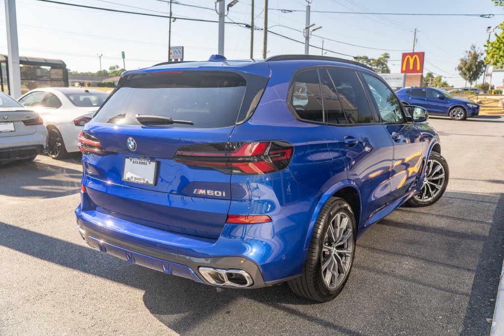 Used 2025 BMW X5 M60i AWD/4WD image 9