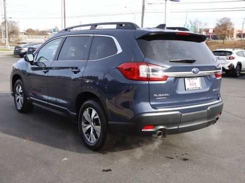 Certified 2025 Subaru Ascent Premium w/ Premium Package image 5