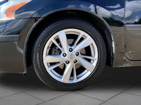 Used 2013 Nissan Altima 2.5 SV FWD image 11