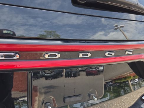 Used 2024 Dodge Durango GT RWD image 32