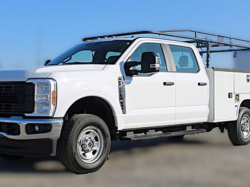 Used 2024 Ford F350 XL w/ Snow Plow Prep Package image 2