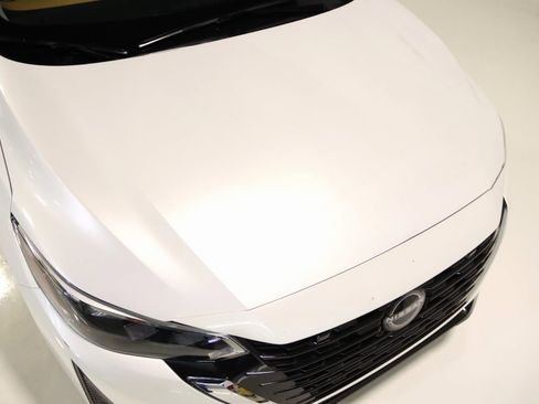 Used 2025 Nissan Sentra SV w/ SV Premium Package image 29