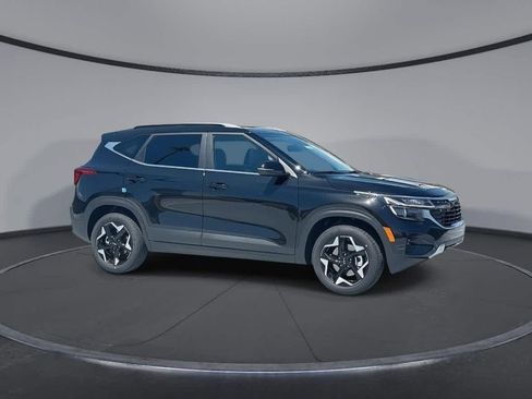 New 2025 Kia Seltos EX w/ EX Sunroof Package image 7