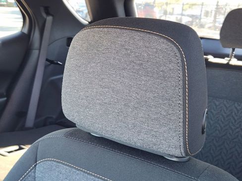 Used 2022 Chevrolet Equinox LT image 18