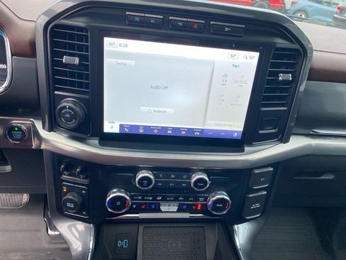 Used 2023 Ford F150 Lariat w/ Equipment Group 502A High image 11