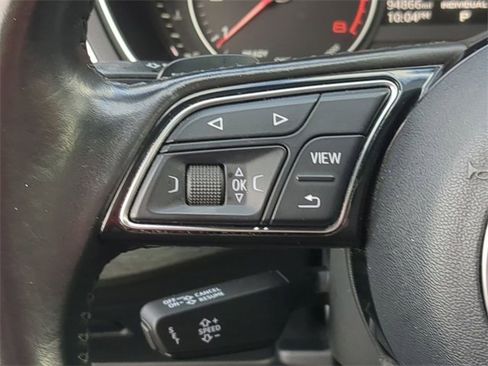 Used 2017 Audi A4 2.0T Premium image 21