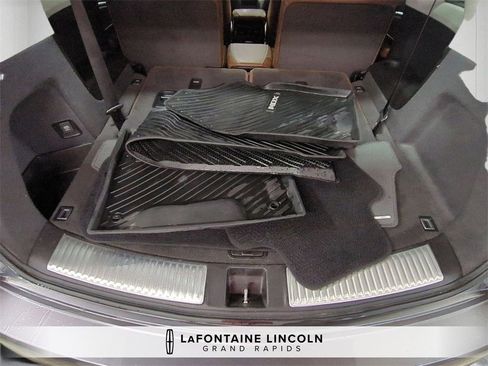 Used 2019 Acura MDX SH-AWD w/ Advance Package image 18