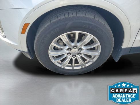 Used 2019 Cadillac XT5 FWD image 13