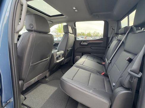 New 2026 GMC Sierra 1500 Denali w/ Denali Reserve Package image 7