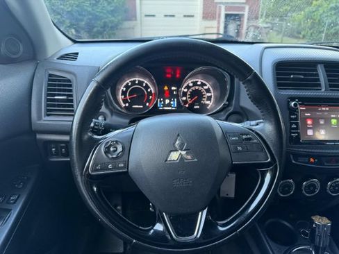 Used 2017 Mitsubishi Outlander Sport LE FWD image 9