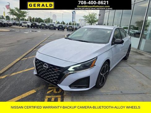 Certified 2025 Nissan Altima 2.5 SR FWD image 1