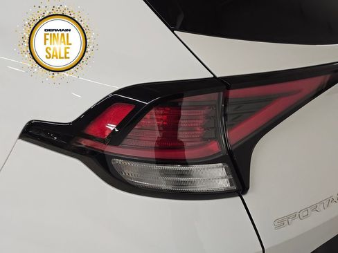 Certified 2025 Kia Sportage EX image 12