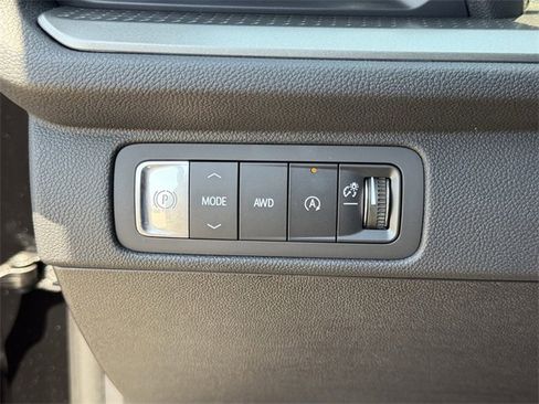 New 2026 Chevrolet Traverse LT w/ Driver Confidence Package image 20