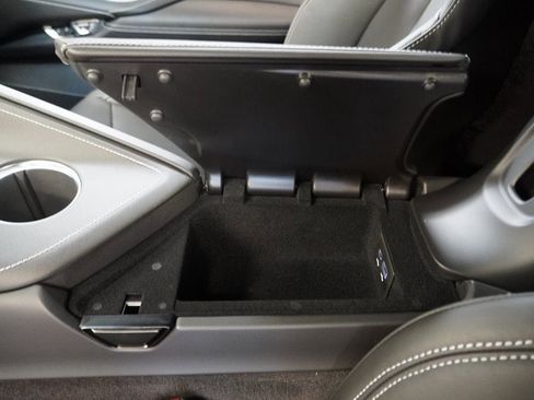 New 2026 Chevrolet Corvette E-Ray w/ Battery Protection Package image 21