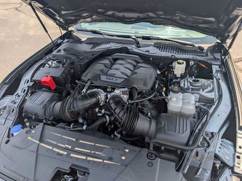 Used 2025 Ford Mustang GT RWD image 31