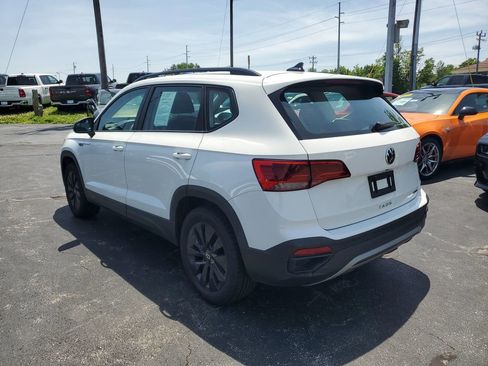 Used 2022 Volkswagen Taos S AWD/4WD image 3