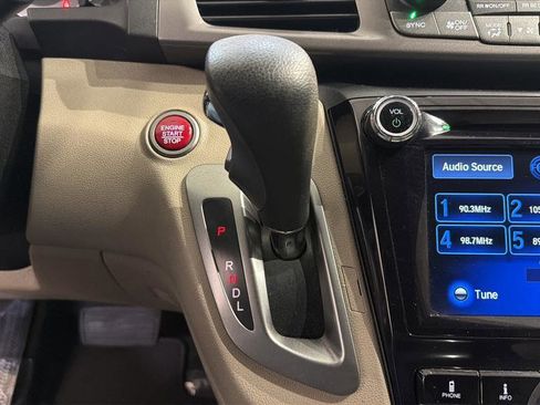 Used 2016 Honda Odyssey SE image 23