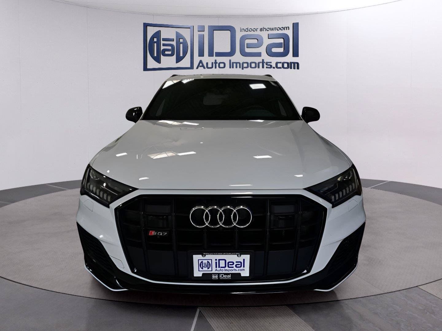 Used 2021 Audi SQ7 Premium Plus w/ Driver Assistance Package AWD/4WD image 8