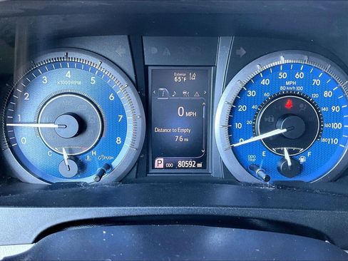 Used 2019 Toyota Sienna LE FWD image 18