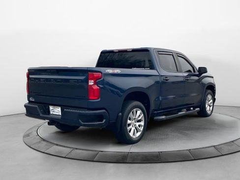 Used 2020 Chevrolet Silverado 1500 Custom w/ Custom Value Package image 5