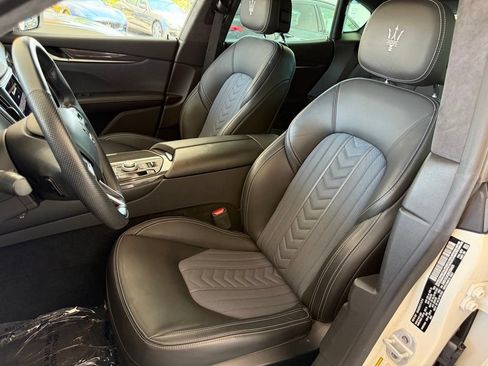Certified 2022 Maserati Levante GT AWD/4WD image 15