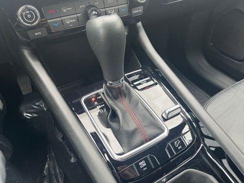 Used 2025 Jeep Compass Trailhawk image 36