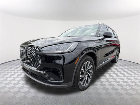 Used 2025 Lincoln Aviator 2WD w/ Equipment Group 101A image 1